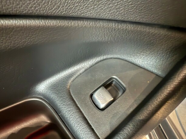 mercedes-benz-e-klasse-elektrisitetbensin-2018-big-30