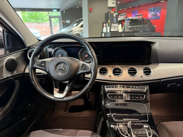 mercedes-benz-e-klasse-elektrisitetbensin-2018-big-16