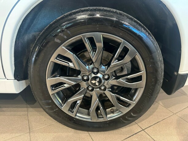 mitsubishi-outlander-elektrisitetbensin-2018-big-32