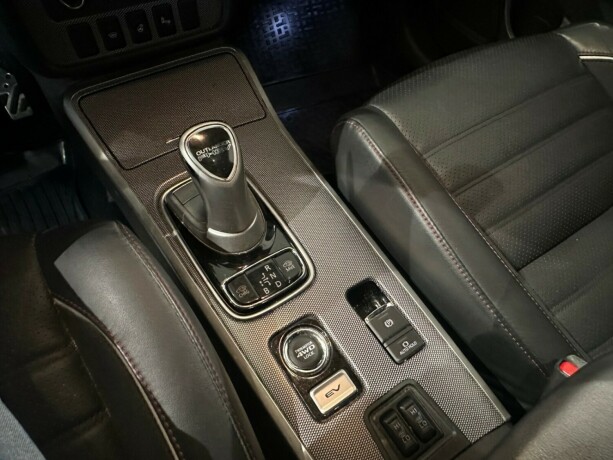 mitsubishi-outlander-elektrisitetbensin-2018-big-22