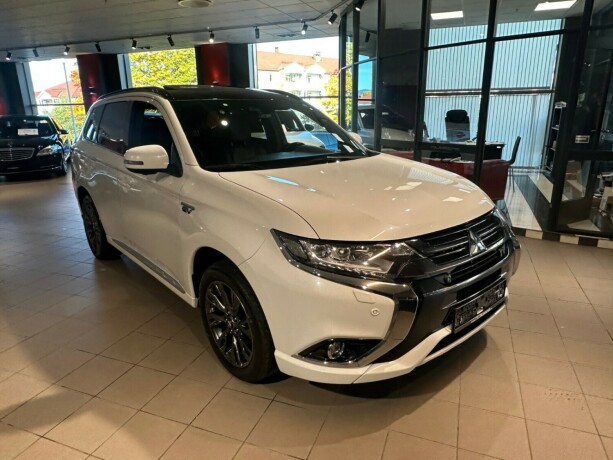 mitsubishi-outlander-elektrisitetbensin-2018-big-10