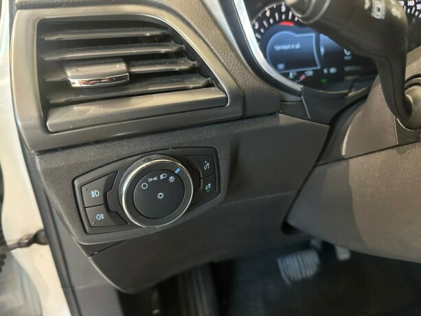 ford-mondeo-diesel-2017-big-23