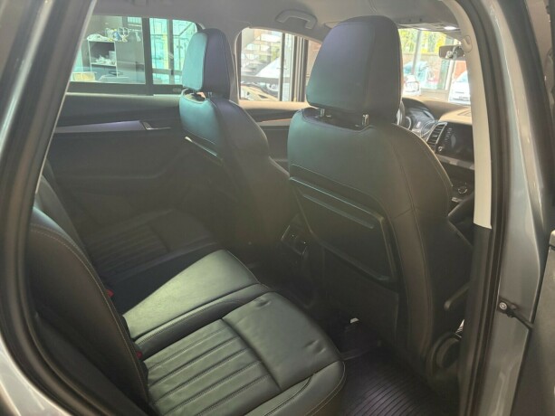 skoda-karoq-diesel-2018-big-15