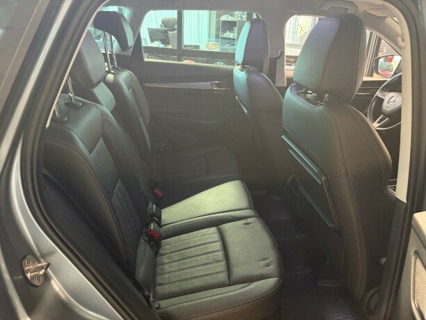 skoda-karoq-diesel-2018-big-16