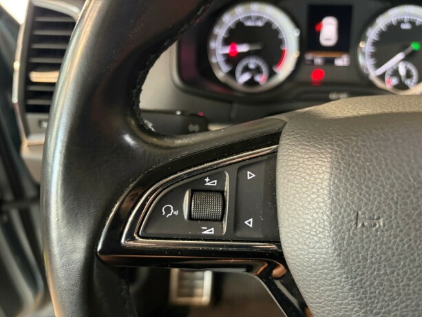 skoda-karoq-diesel-2018-big-25