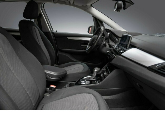 bmw-2-serie-elektrisitetbensin-2017-big-14