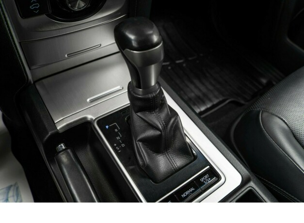 toyota-land-cruiser-diesel-2018-big-24