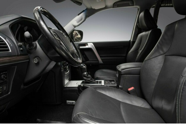 toyota-land-cruiser-diesel-2018-big-13