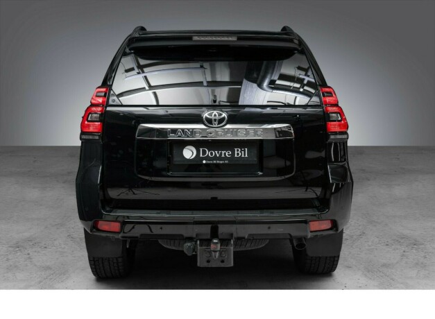 toyota-land-cruiser-diesel-2018-big-6