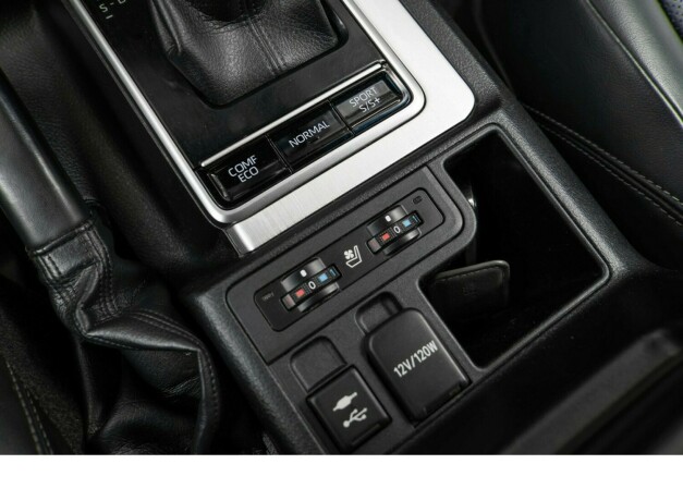 toyota-land-cruiser-diesel-2018-big-23