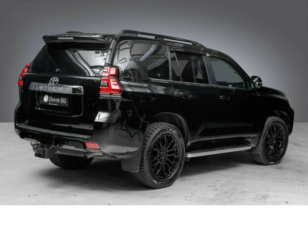 toyota-land-cruiser-diesel-2018-big-8