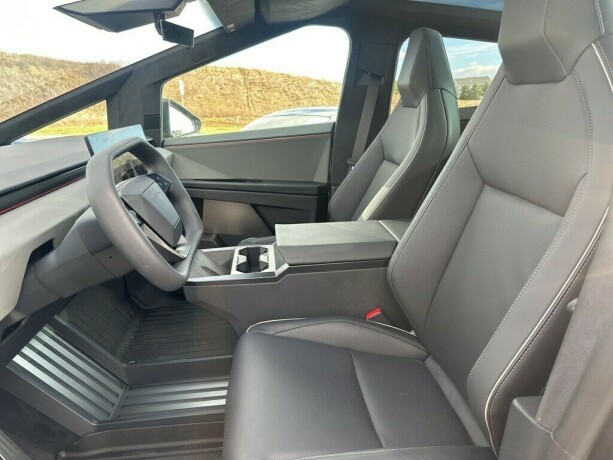 tesla-cybertruck-elektrisitet-2024-big-17