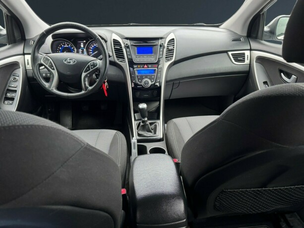 hyundai-i30-bensin-2013-big-10