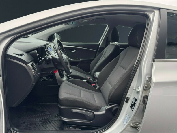 hyundai-i30-bensin-2013-big-8