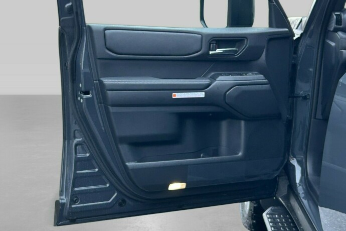 toyota-land-cruiser-diesel-2025-big-13