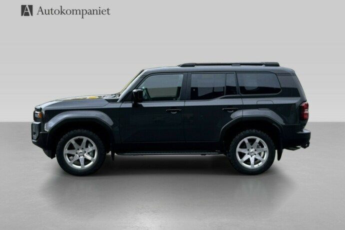 toyota-land-cruiser-diesel-2025-big-2