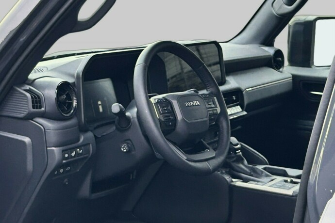 toyota-land-cruiser-diesel-2025-big-19