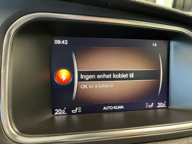 volvo-v40-cross-country-bensin-2019-big-34