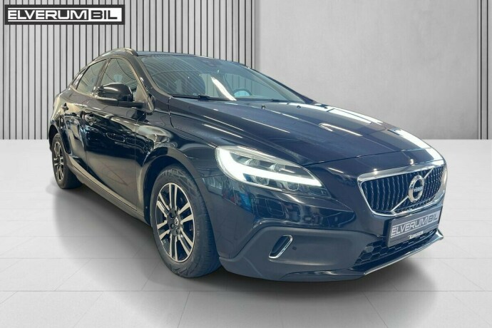 volvo-v40-cross-country-bensin-2019-big-4