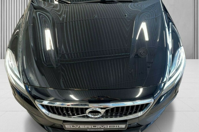 volvo-v40-cross-country-bensin-2019-big-3