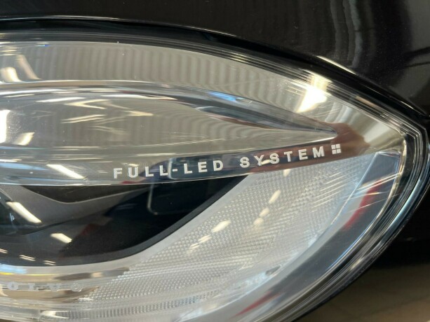 volvo-v40-cross-country-bensin-2019-big-5