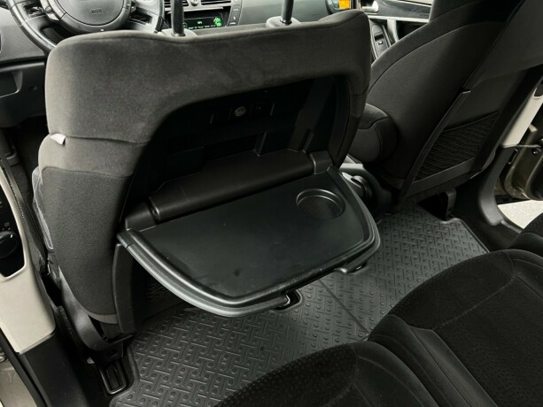 citroen-c4-picasso-diesel-2008-big-22