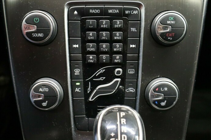 volvo-v40-diesel-2014-big-46