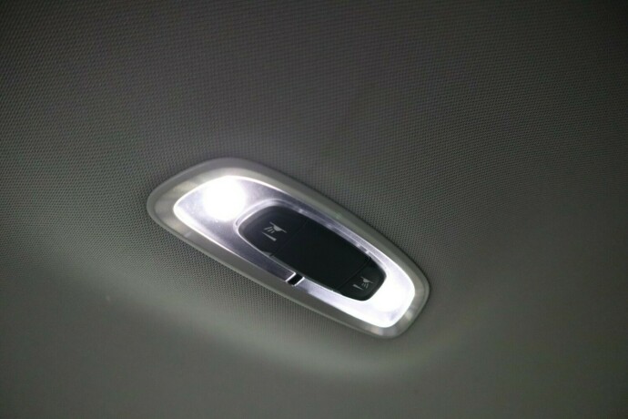 volvo-v40-diesel-2014-big-49