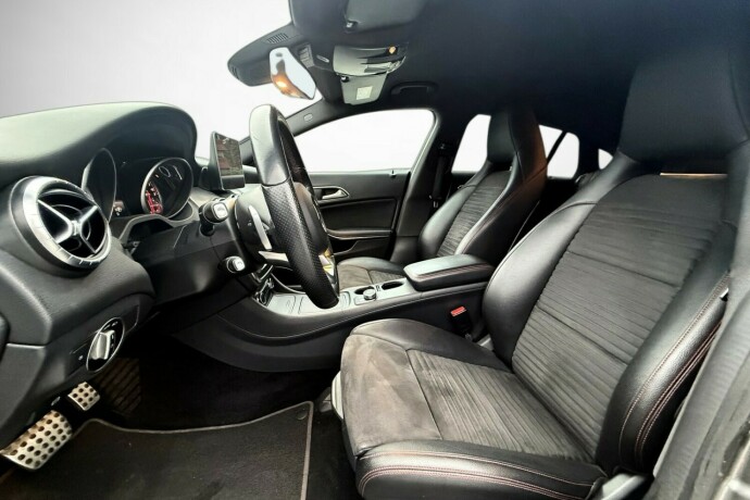 mercedes-benz-cla-bensin-2017-big-11