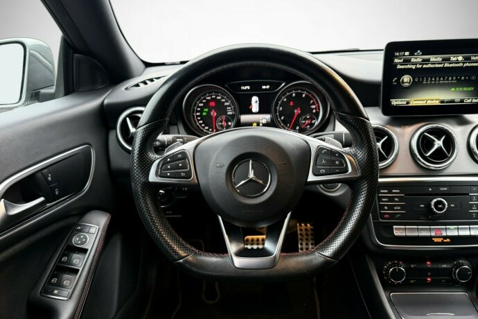 mercedes-benz-cla-bensin-2017-big-35