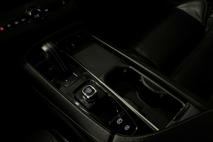 volvo-xc-90-elektrisitetbensin-2022-big-85