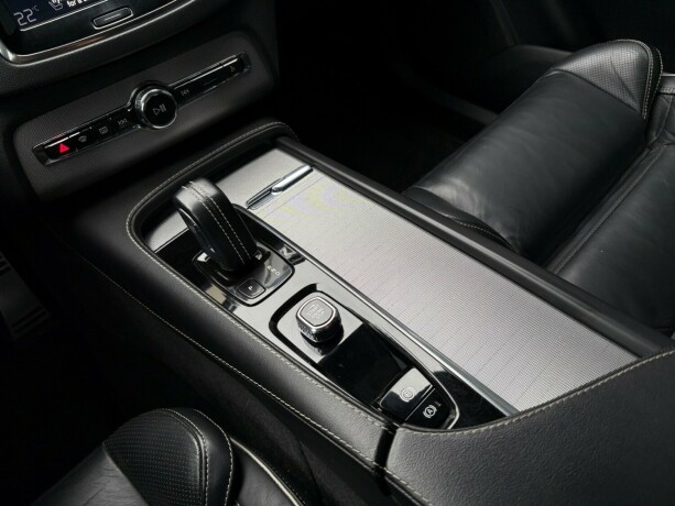 volvo-xc-90-elektrisitetbensin-2022-big-30