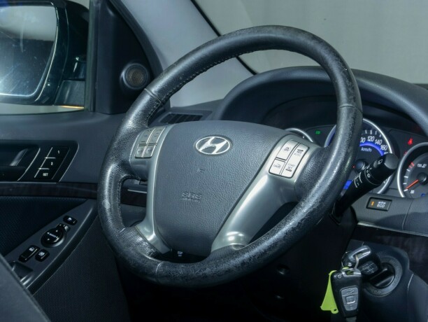 hyundai-ix55-diesel-2012-big-18