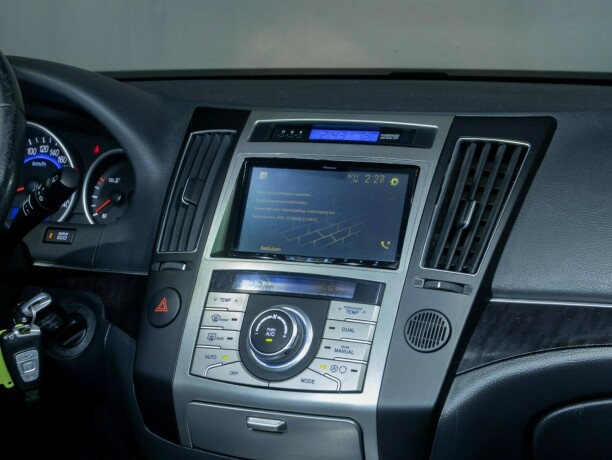 hyundai-ix55-diesel-2012-big-19