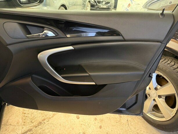 opel-insignia-diesel-2010-big-22