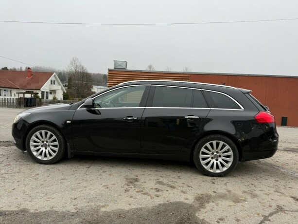 opel-insignia-diesel-2010-big-1