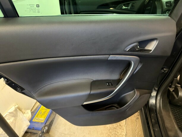 opel-insignia-diesel-2010-big-28