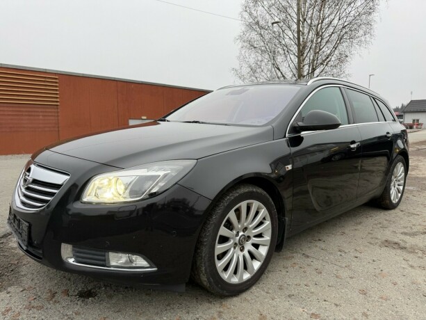 opel-insignia-diesel-2010-big-0