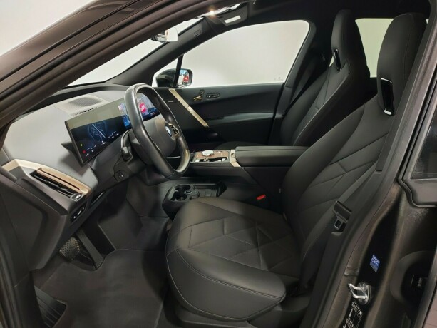 bmw-ix-elektrisitet-2023-big-15