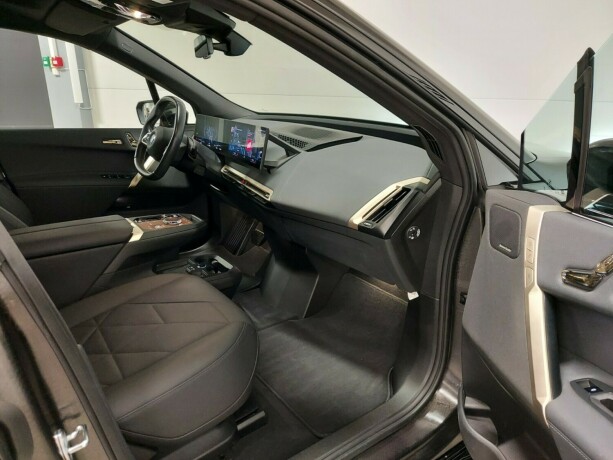bmw-ix-elektrisitet-2023-big-18