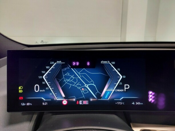 bmw-ix-elektrisitet-2023-big-36