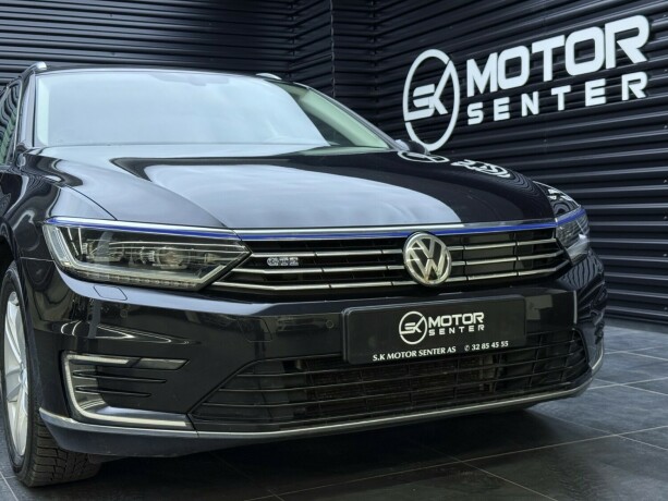 volkswagen-passat-elektrisitetbensin-2017-big-3