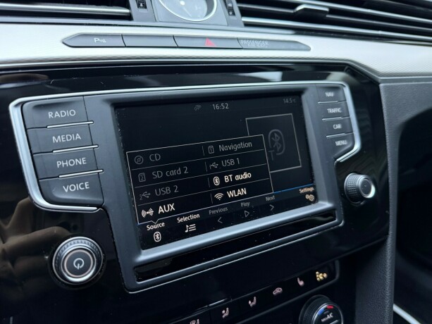 volkswagen-passat-elektrisitetbensin-2017-big-22