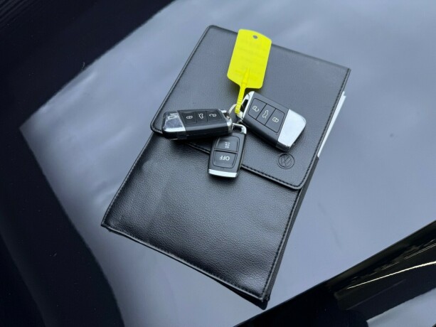 volkswagen-passat-elektrisitetbensin-2017-big-37