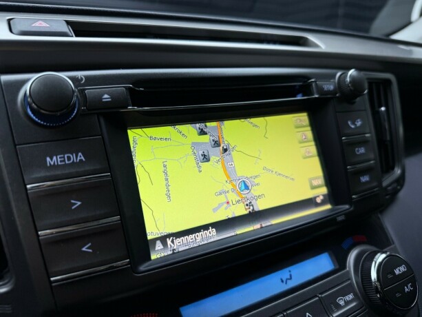 toyota-rav4-diesel-2014-big-18