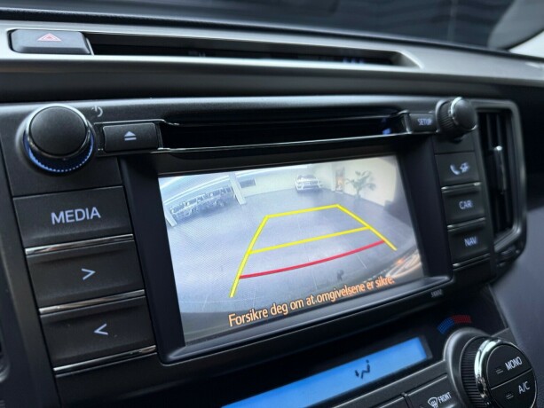 toyota-rav4-diesel-2014-big-19