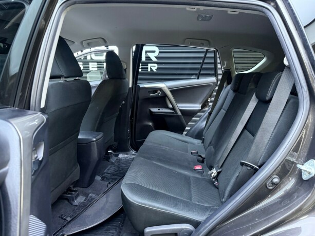 toyota-rav4-diesel-2014-big-28