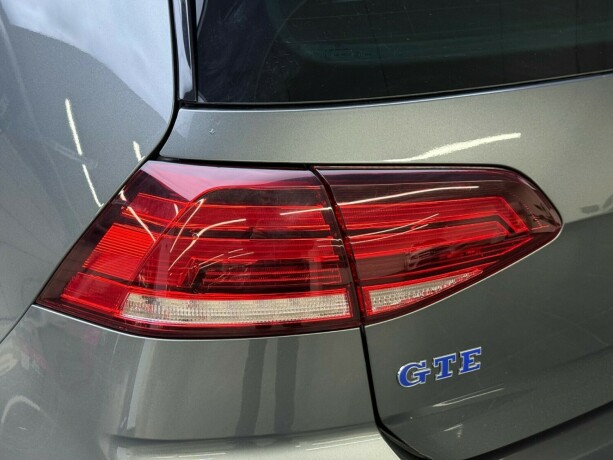 volkswagen-golf-elektrisitetbensin-2019-big-6