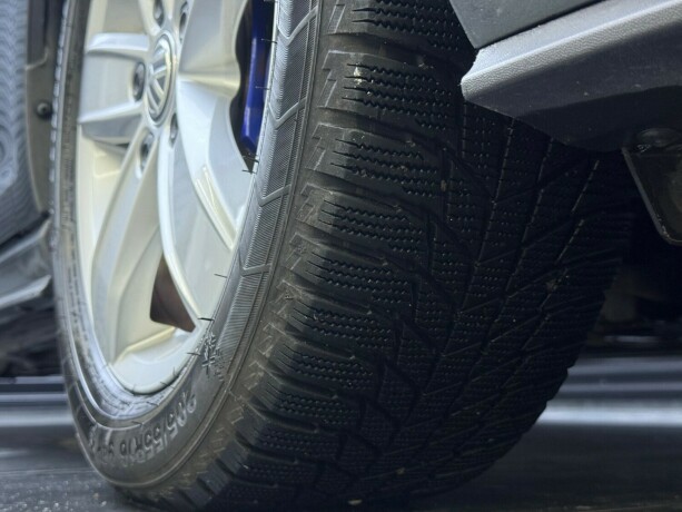 volkswagen-golf-elektrisitetbensin-2019-big-8