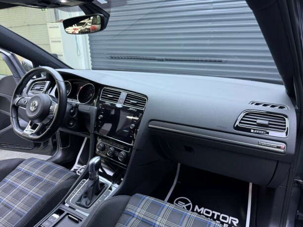 volkswagen-golf-elektrisitetbensin-2019-big-11